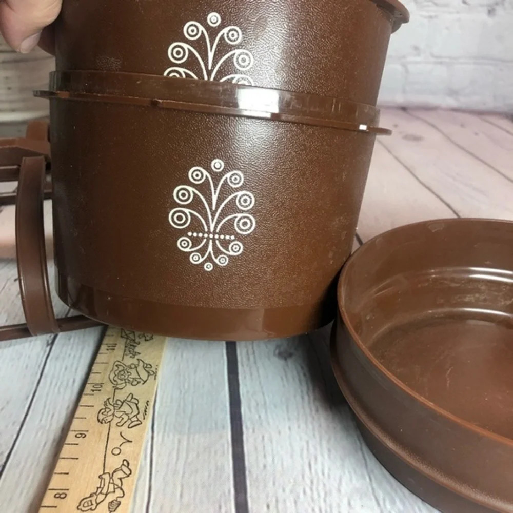 Vintage Tupperware Random brown bundle - Picture 4 of 4
